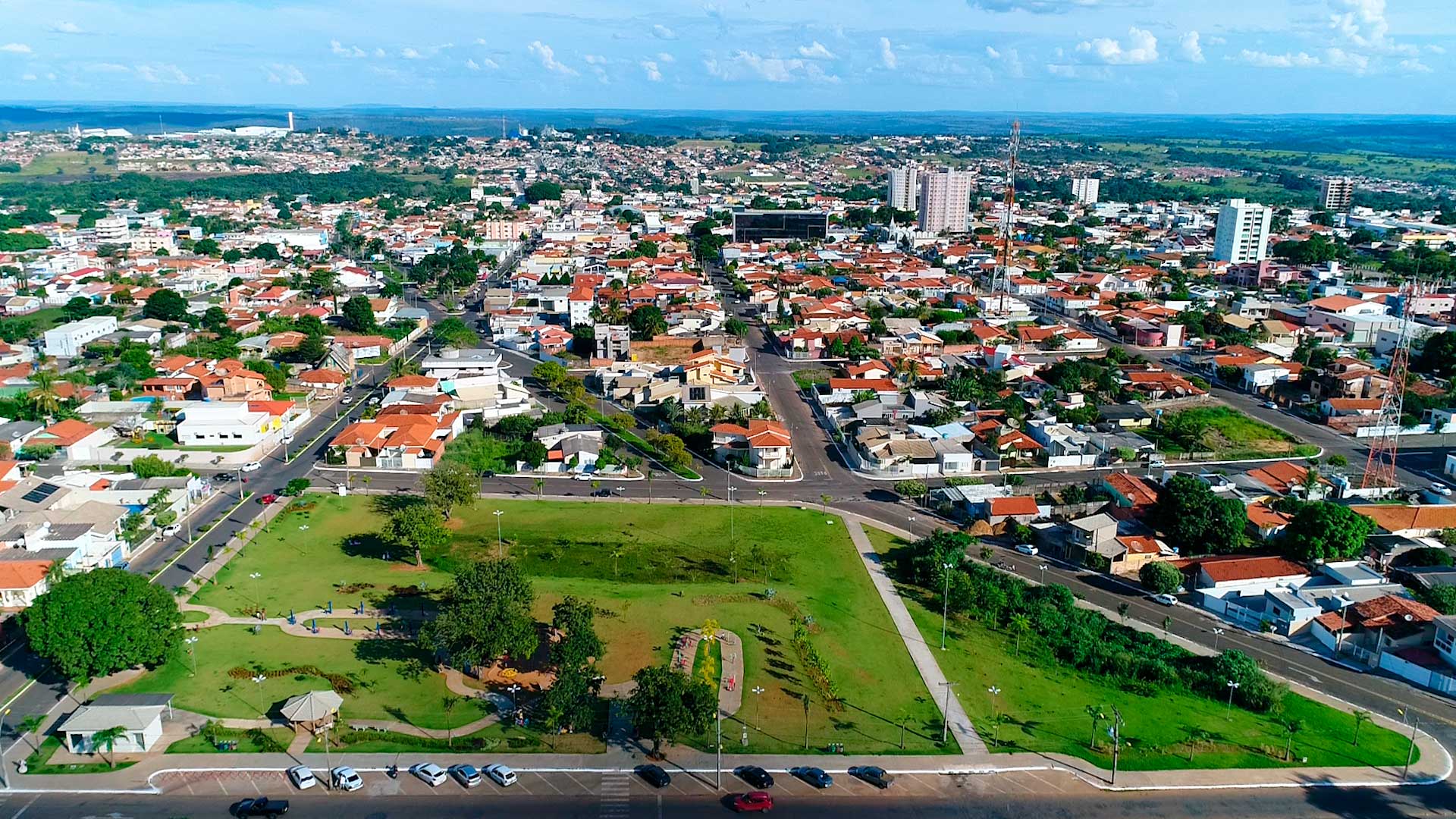 Mineiros/GO: uma cidade que abriga a maior área do Parque Nacional das Emas